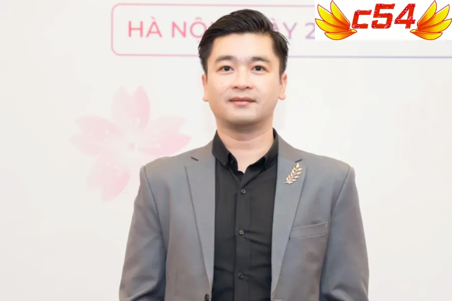 Phạm Văn Thịnh Tây CEO của C54win