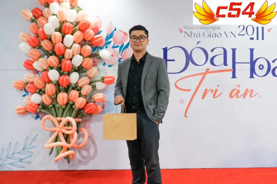 Phạm Văn Thịnh Tây CEO của C54win